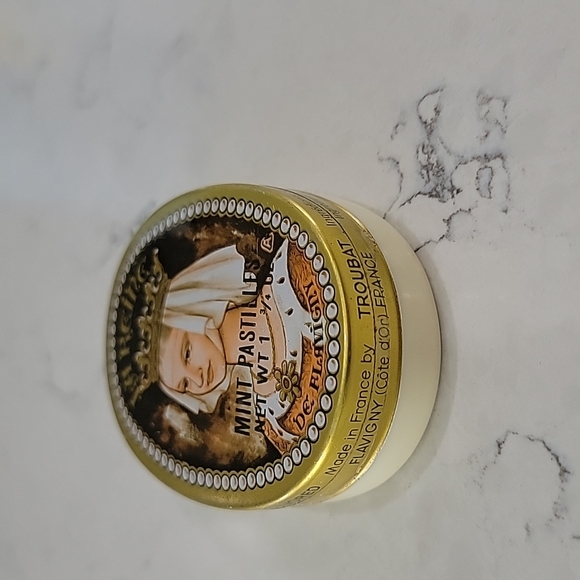 Vintage La Reine Mint pastilles collectables tin - Picture 3 of 8